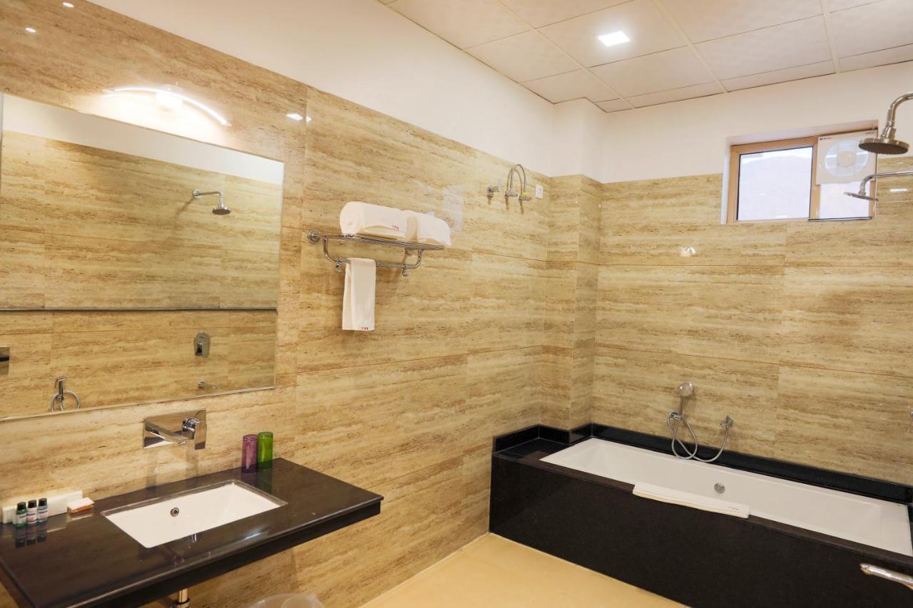 Hotel Golden Heritance Pushkar Esterno foto