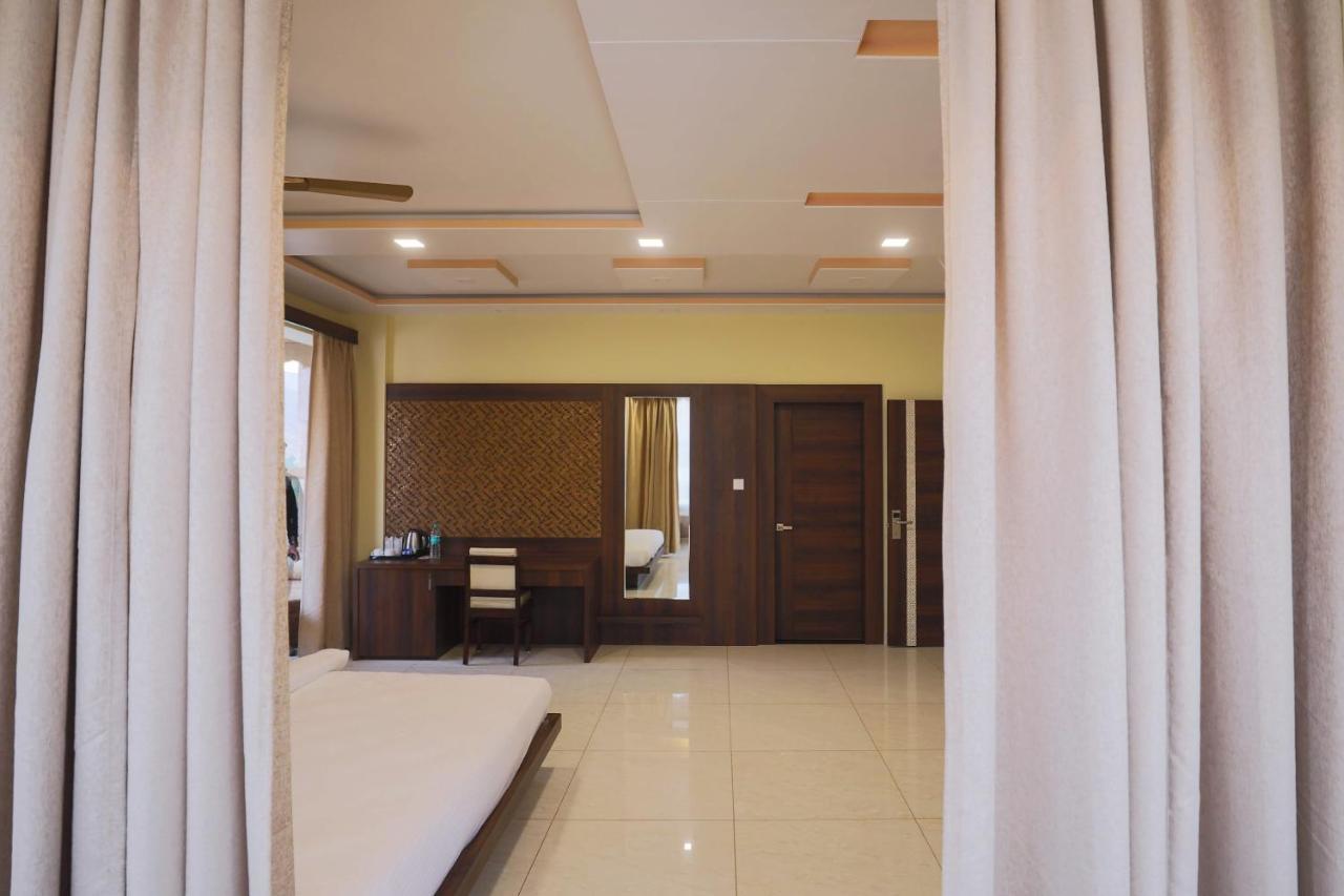 Hotel Golden Heritance Pushkar Esterno foto