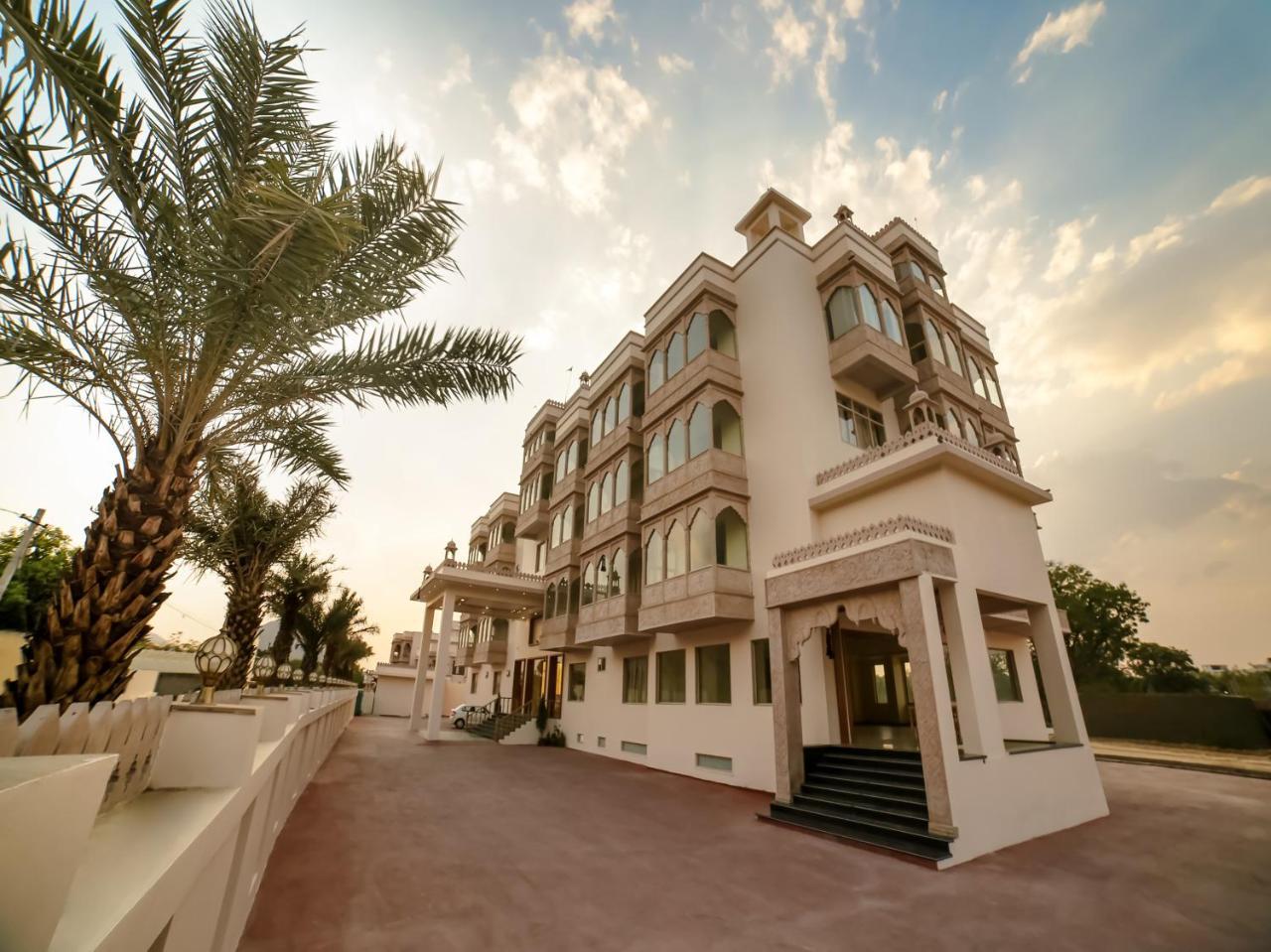 Hotel Golden Heritance Pushkar Esterno foto