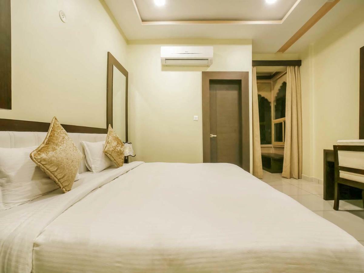 Hotel Golden Heritance Pushkar Esterno foto